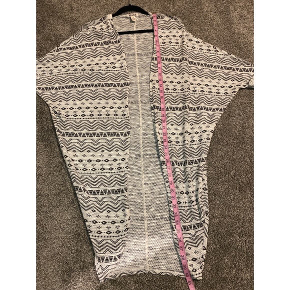 Mudd black and white tribal kimono cover up - Picture 4 of 6